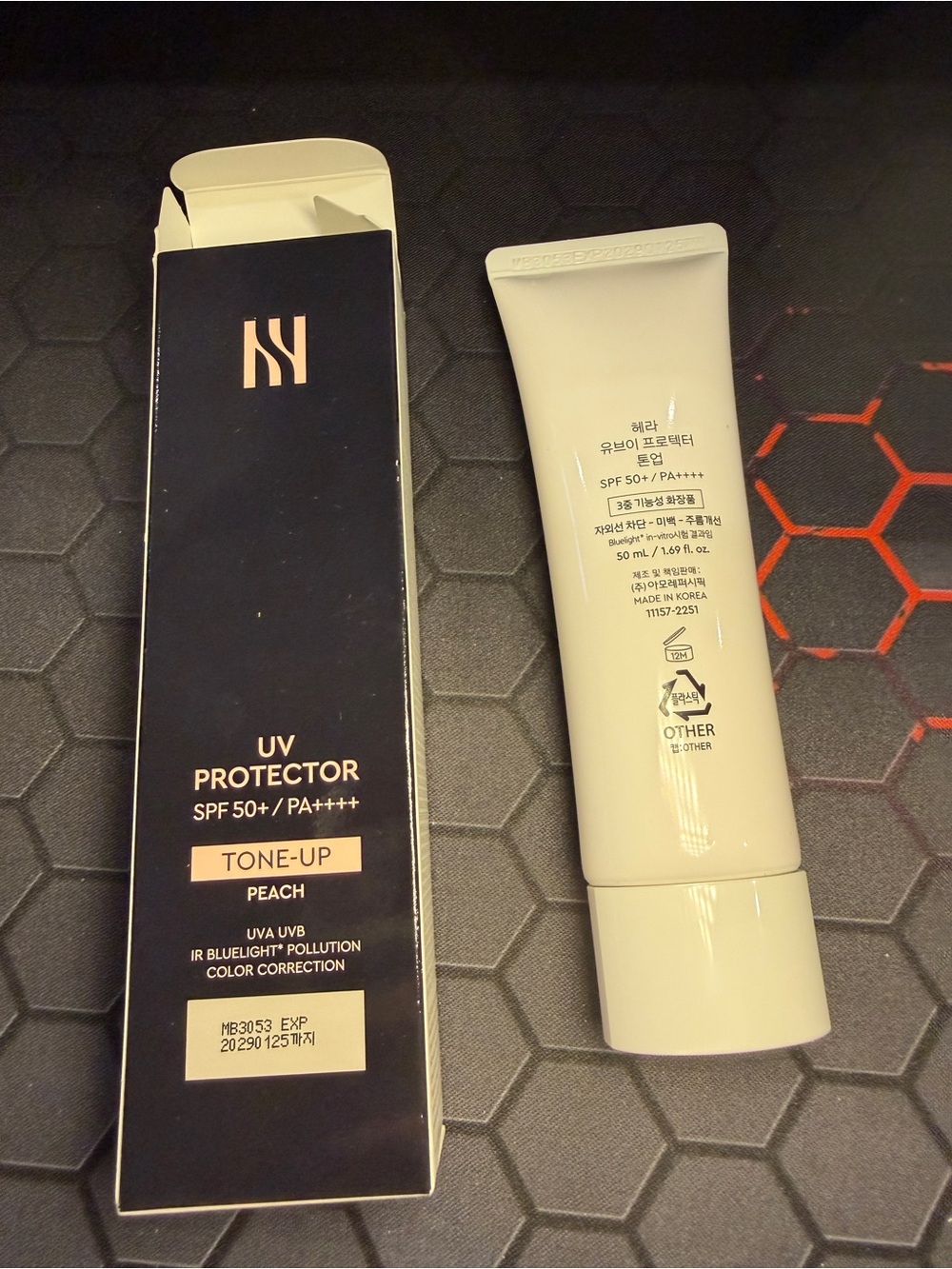Hera  UV Protector Tone-Up Peach SPF 50+ PA++++ 50ml